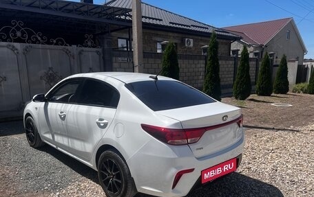 KIA Rio IV, 2018 год, 1 270 000 рублей, 3 фотография
