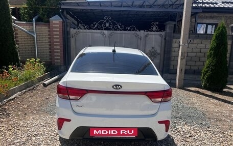 KIA Rio IV, 2018 год, 1 270 000 рублей, 2 фотография