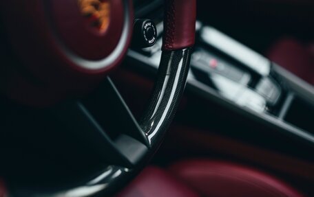 Porsche 911, 2020 год, 14 690 000 рублей, 25 фотография