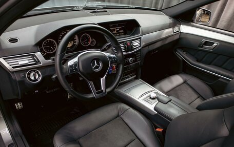 Mercedes-Benz E-Класс, 2012 год, 1 395 000 рублей, 11 фотография