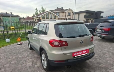 Volkswagen Tiguan I, 2010 год, 995 000 рублей, 5 фотография