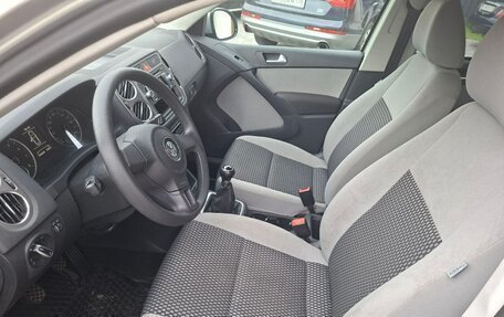 Volkswagen Tiguan I, 2010 год, 995 000 рублей, 8 фотография