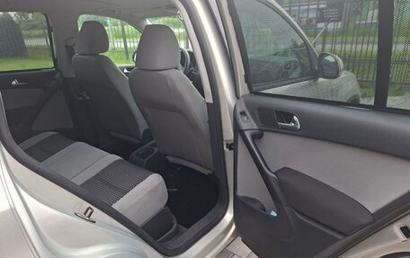 Volkswagen Tiguan I, 2010 год, 995 000 рублей, 10 фотография