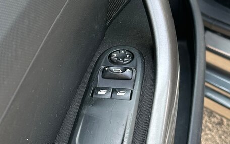 Peugeot 308 II, 2011 год, 380 000 рублей, 14 фотография