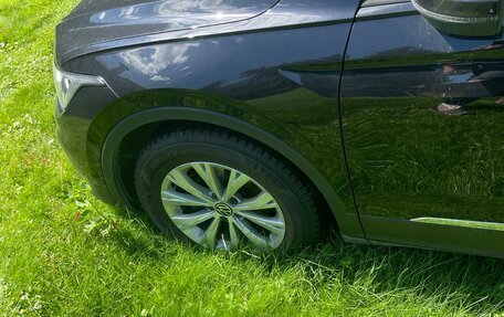 Volkswagen Tiguan II, 2022 год, 3 500 000 рублей, 3 фотография