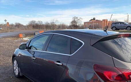 Opel Astra J, 2013 год, 870 000 рублей, 4 фотография