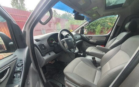 Hyundai Grand Starex Grand Starex I рестайлинг 2, 2012 год, 955 000 рублей, 11 фотография