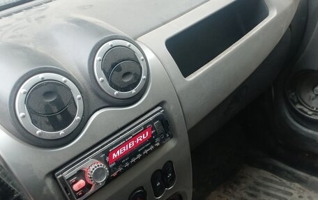 Renault Logan I, 2012 год, 190 000 рублей, 5 фотография