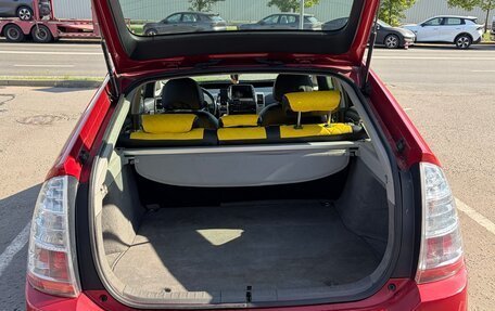 Toyota Prius, 2008 год, 650 000 рублей, 10 фотография