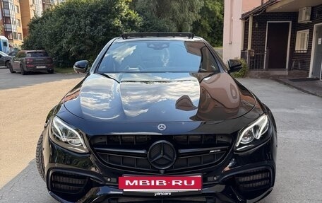 Mercedes-Benz E-Класс AMG, 2019 год, 6 990 000 рублей, 3 фотография