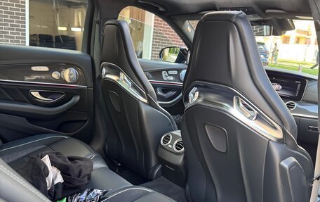 Mercedes-Benz E-Класс AMG, 2019 год, 6 990 000 рублей, 17 фотография