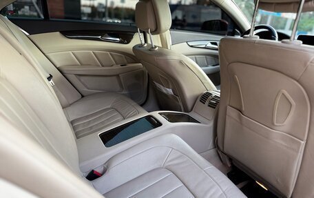 Mercedes-Benz CLS, 2015 год, 2 800 000 рублей, 12 фотография