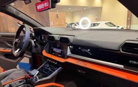 Lamborghini Urus I, 2026 год, 27 000 000 рублей, 11 фотография