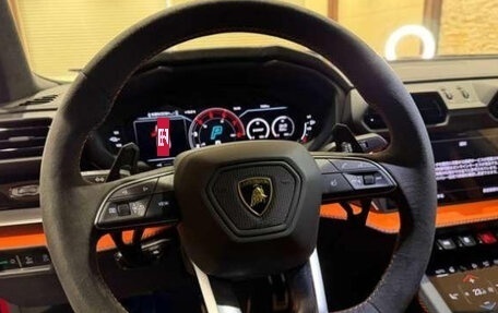 Lamborghini Urus I, 2026 год, 27 000 000 рублей, 13 фотография