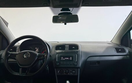 Volkswagen Polo VI (EU Market), 2017 год, 979 900 рублей, 10 фотография