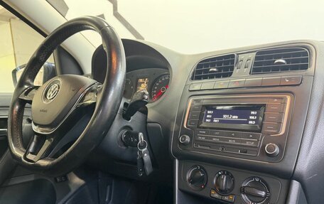 Volkswagen Polo VI (EU Market), 2017 год, 979 900 рублей, 14 фотография