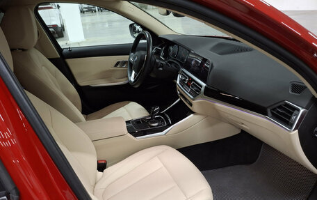 BMW 3 серия, 2021 год, 3 660 000 рублей, 13 фотография