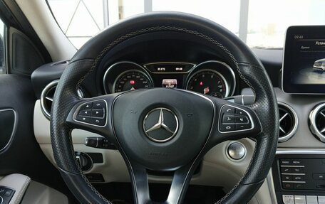 Mercedes-Benz GLA, 2018 год, 2 499 000 рублей, 13 фотография