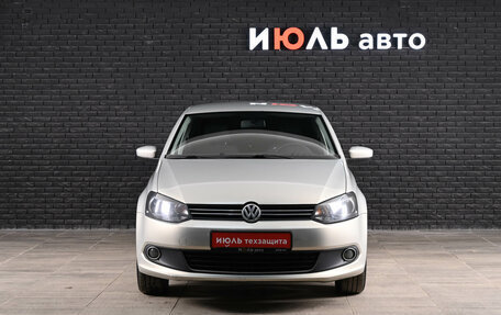 Volkswagen Polo VI (EU Market), 2011 год, 618 000 рублей, 3 фотография