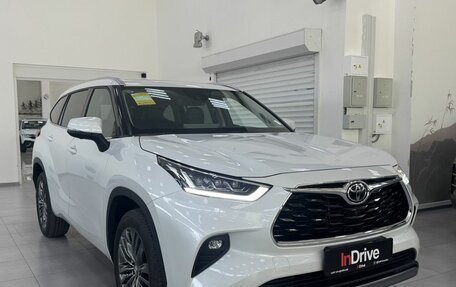 Toyota Highlander, 2026 год, 5 440 000 рублей, 3 фотография
