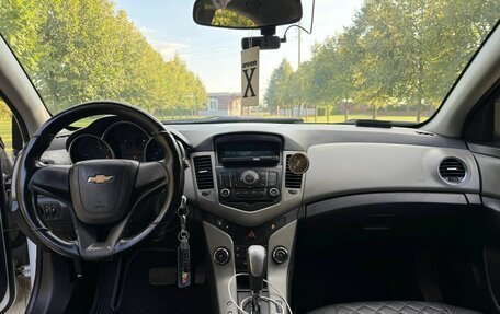 Chevrolet Cruze II, 2012 год, 650 000 рублей, 6 фотография