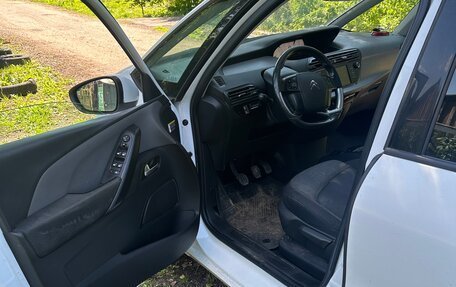 Citroen C4 Picasso II рестайлинг, 2017 год, 750 000 рублей, 7 фотография