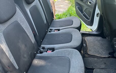 Citroen C4 Picasso II рестайлинг, 2017 год, 750 000 рублей, 14 фотография
