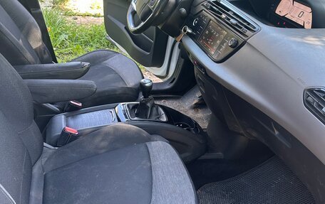 Citroen C4 Picasso II рестайлинг, 2017 год, 750 000 рублей, 16 фотография