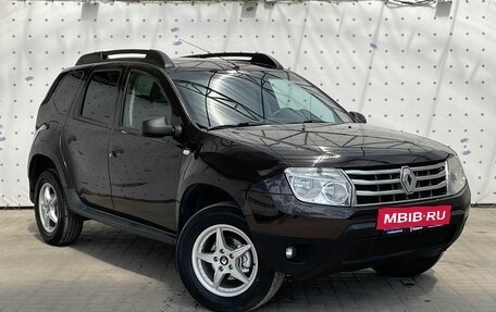 Renault Duster I рестайлинг, 2014 год, 960 000 рублей, 2 фотография