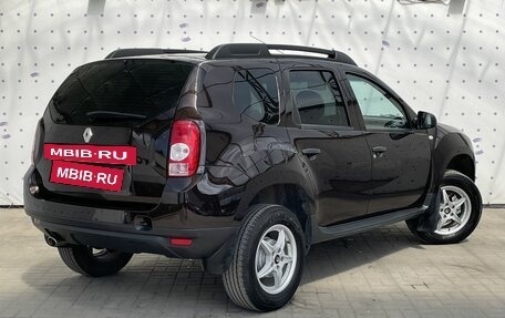 Renault Duster I рестайлинг, 2014 год, 960 000 рублей, 4 фотография