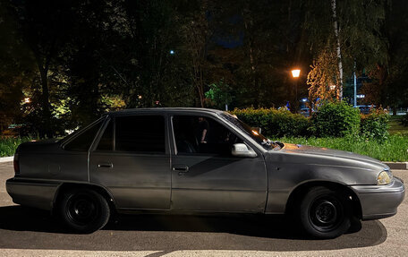 Daewoo Nexia I рестайлинг, 1997 год, 60 000 рублей, 2 фотография