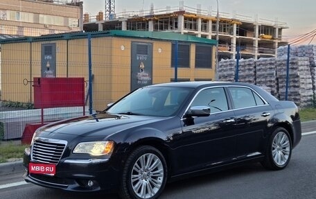 Chrysler 300C II, 2012 год, 1 850 000 рублей, 1 фотография