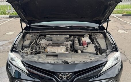 Toyota Camry, 2019 год, 2 500 000 рублей, 6 фотография