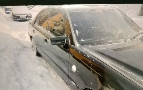 Mercedes-Benz E-Класс, 1998 год, 200 000 рублей, 2 фотография