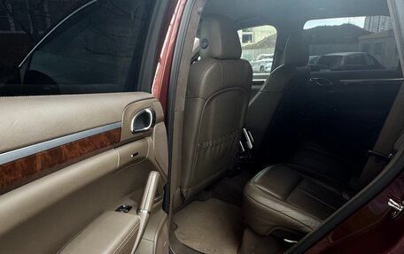 Porsche Cayenne III, 2011 год, 2 050 000 рублей, 8 фотография
