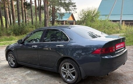 Honda Accord VII рестайлинг, 2004 год, 550 000 рублей, 1 фотография