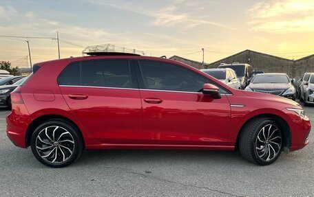 Volkswagen Golf VIII, 2023 год, 2 840 000 рублей, 9 фотография