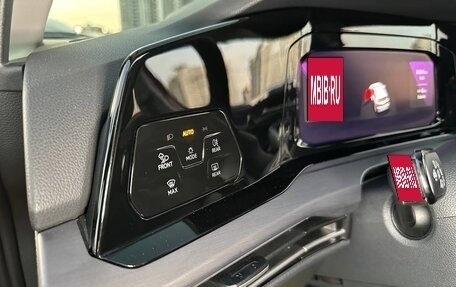 Volkswagen Golf VIII, 2023 год, 2 840 000 рублей, 16 фотография