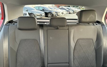 Volkswagen Golf VIII, 2023 год, 2 840 000 рублей, 23 фотография