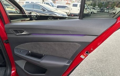 Volkswagen Golf VIII, 2023 год, 2 840 000 рублей, 28 фотография