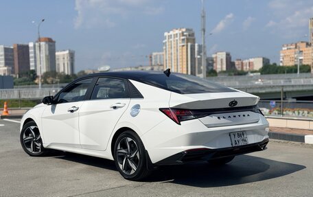 Hyundai Elantra, 2022 год, 2 200 000 рублей, 7 фотография