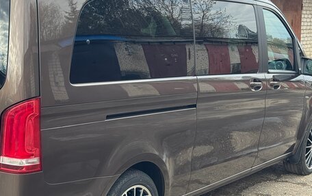 Mercedes-Benz V-Класс, 2017 год, 4 400 000 рублей, 2 фотография