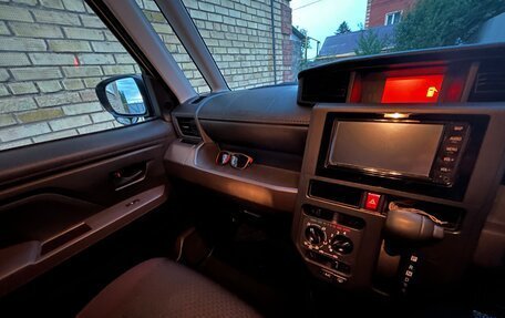 Toyota Roomy I, 2021 год, 1 150 000 рублей, 14 фотография