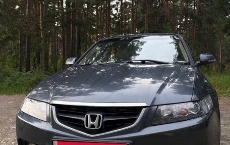 Honda Accord VII рестайлинг, 2004 год, 550 000 рублей, 3 фотография