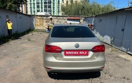 Volkswagen Jetta VI, 2013 год, 1 350 000 рублей, 4 фотография