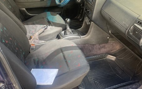 Volkswagen Passat B4, 1995 год, 120 000 рублей, 9 фотография