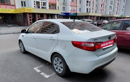 KIA Rio III рестайлинг, 2014 год, 860 000 рублей, 4 фотография
