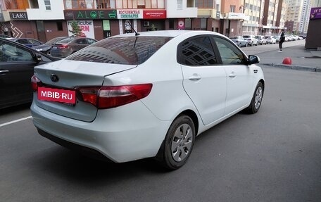 KIA Rio III рестайлинг, 2014 год, 860 000 рублей, 5 фотография