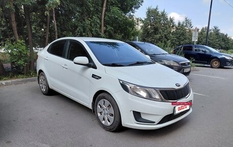KIA Rio III рестайлинг, 2014 год, 860 000 рублей, 3 фотография