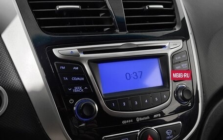 Hyundai Solaris II рестайлинг, 2011 год, 879 000 рублей, 18 фотография